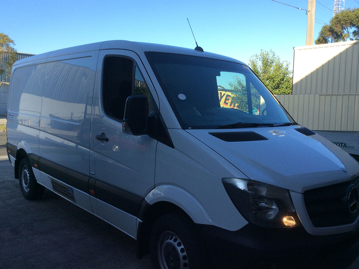 Isuzu 400 Vehicle Refrigeration Installation Melbourne