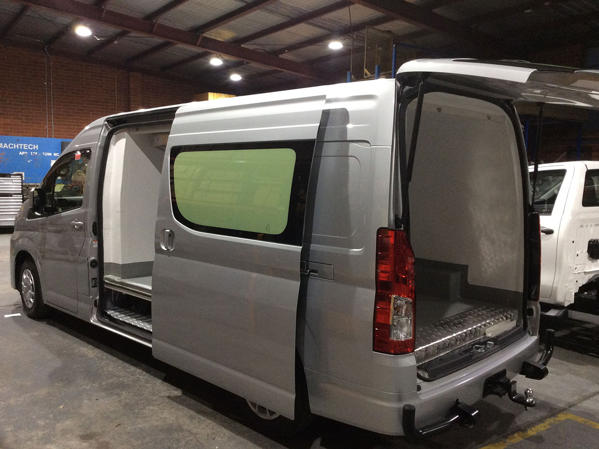 Isuzu 400 Vehicle Refrigeration Installation Melbourne